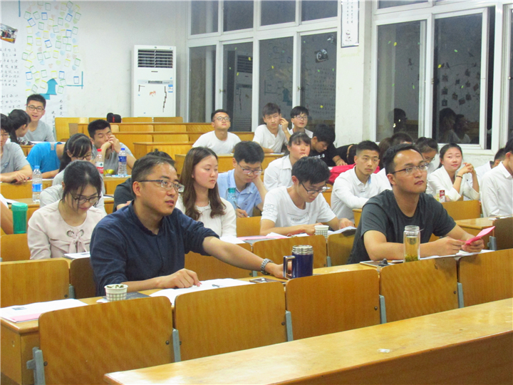 免费足球直播app