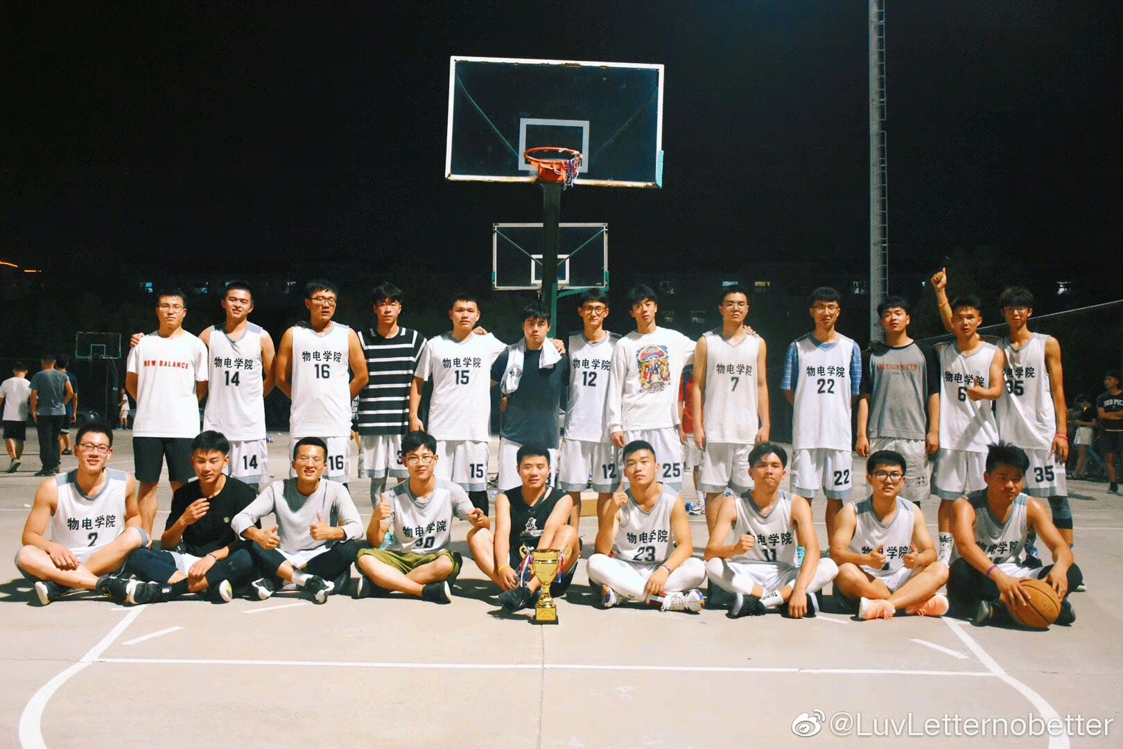 免费足球直播app