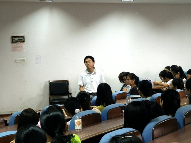 免费足球直播app