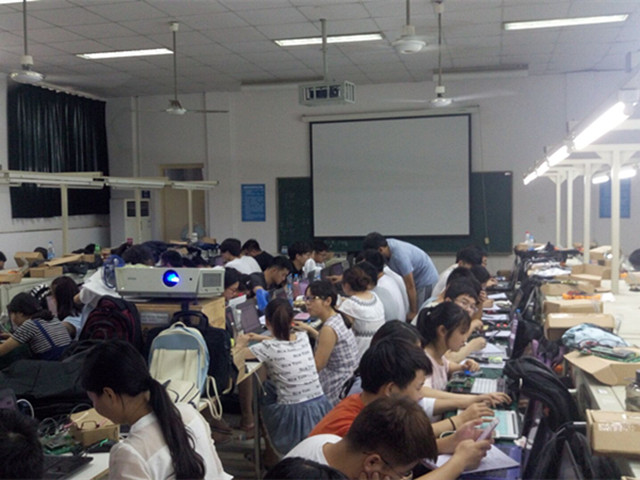 免费足球直播app