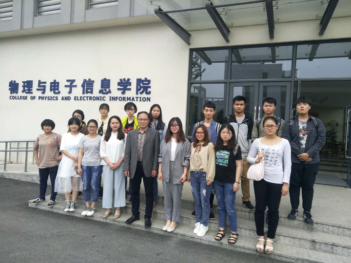 免费足球直播app