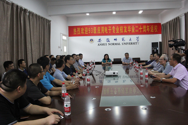 免费足球直播app