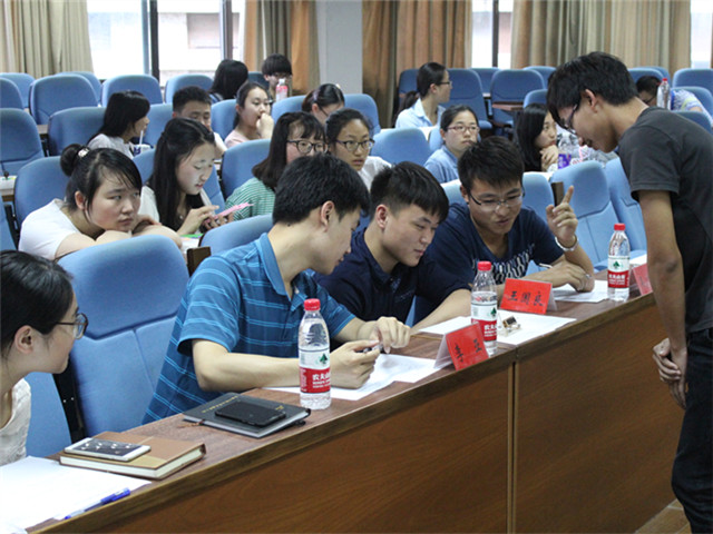 免费足球直播app