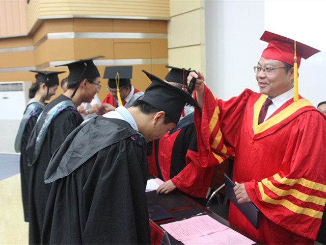 免费足球直播app