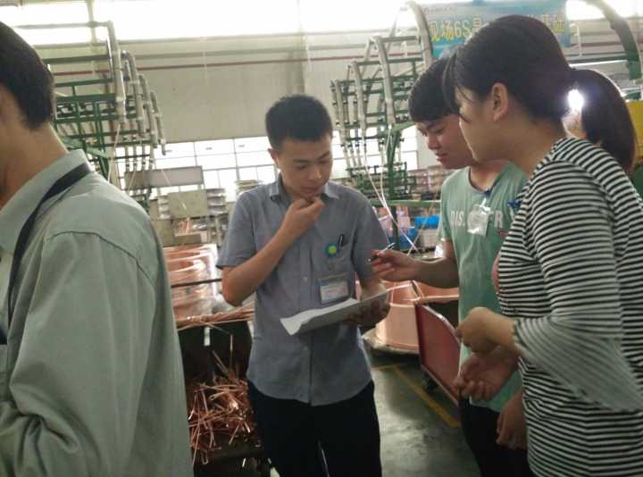 免费足球直播app