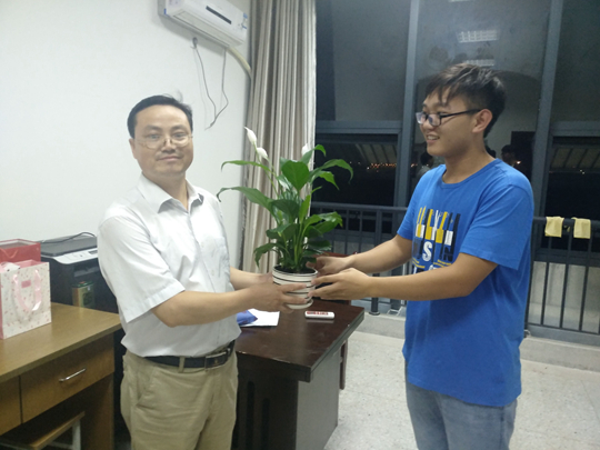 免费足球直播app