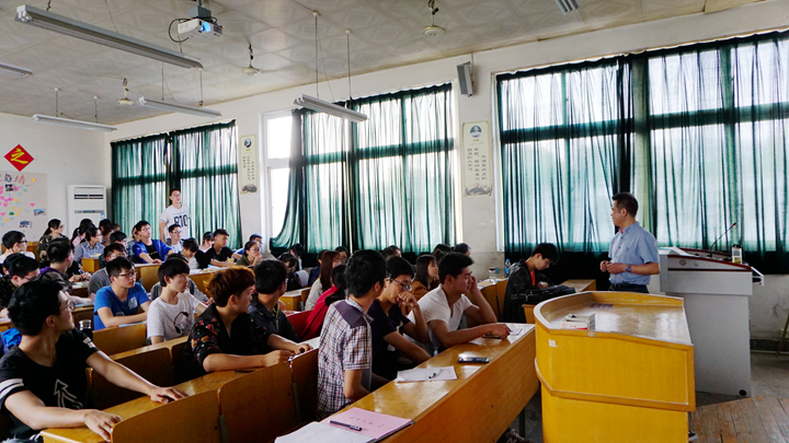 免费足球直播app