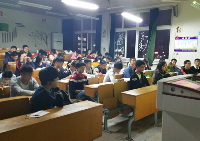 免费足球直播app