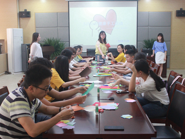 免费足球直播app