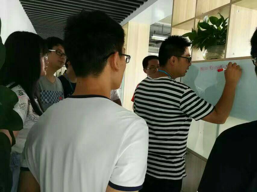 免费足球直播app