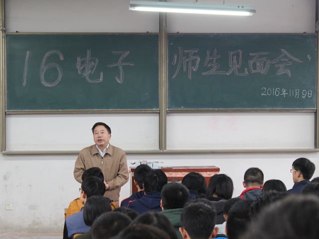 免费足球直播app