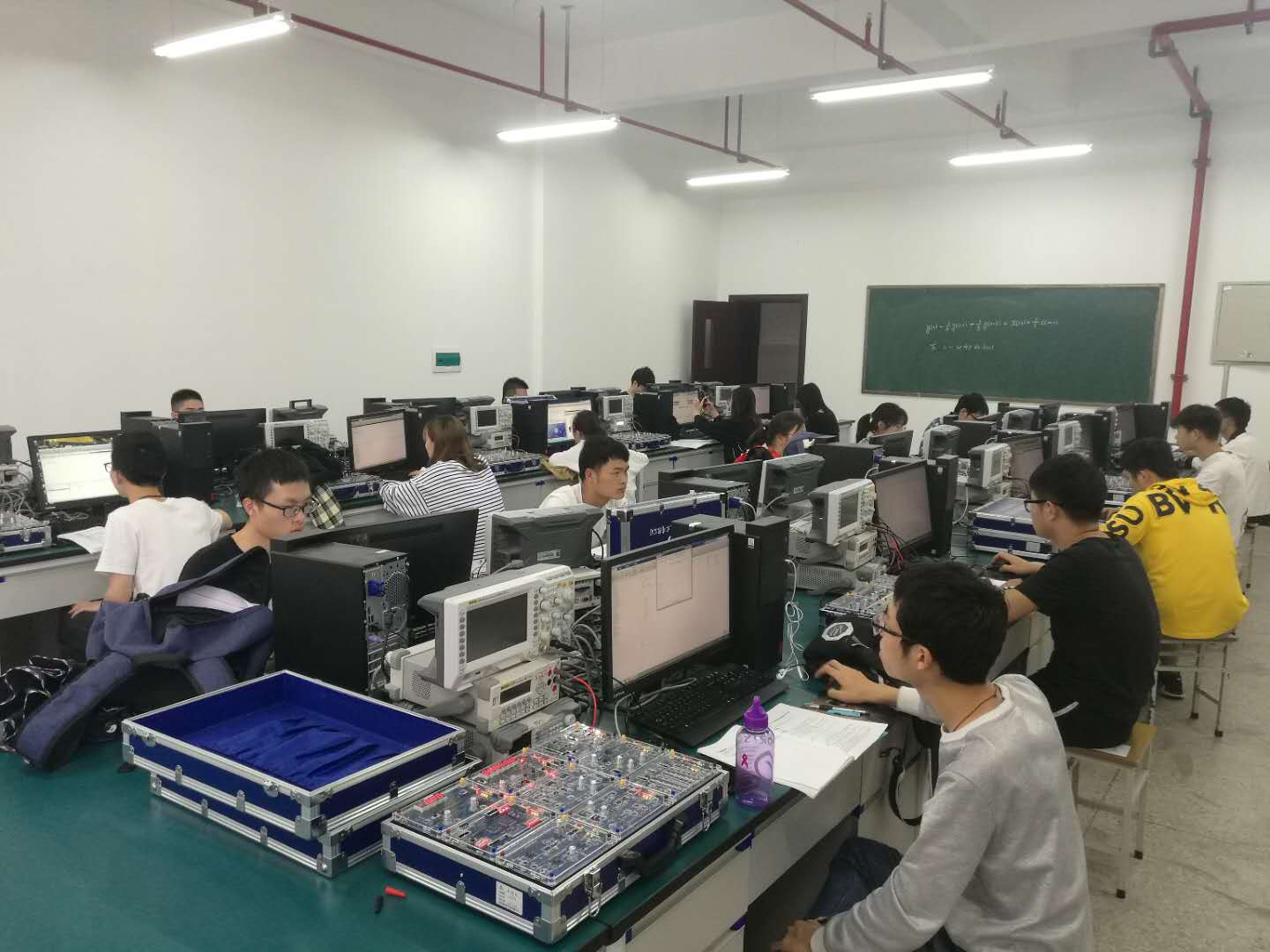 免费足球直播app