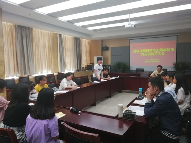 免费足球直播app