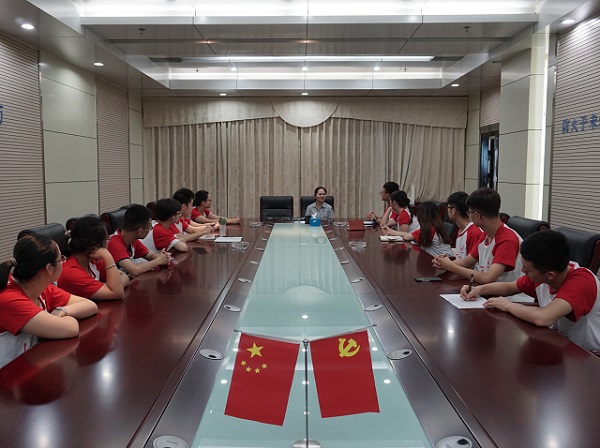 免费足球直播app