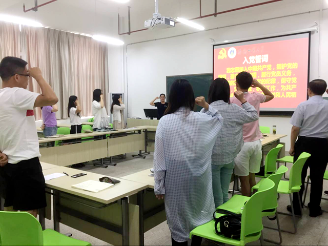 免费足球直播app