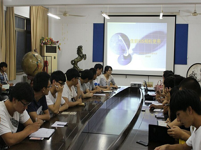 免费足球直播app