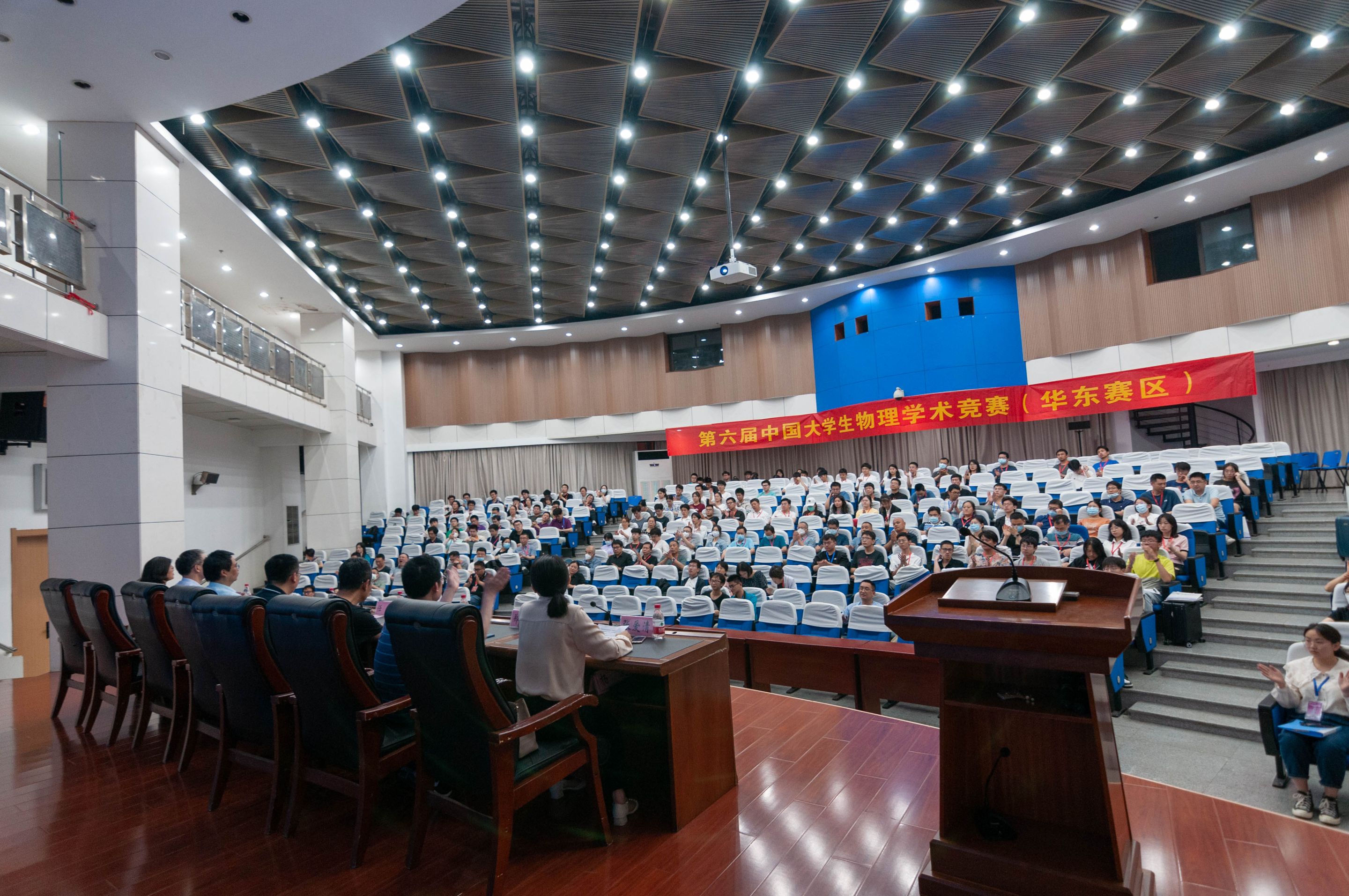 免费足球直播app