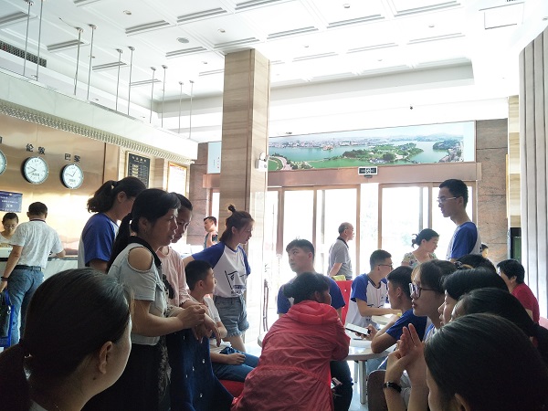 免费足球直播app